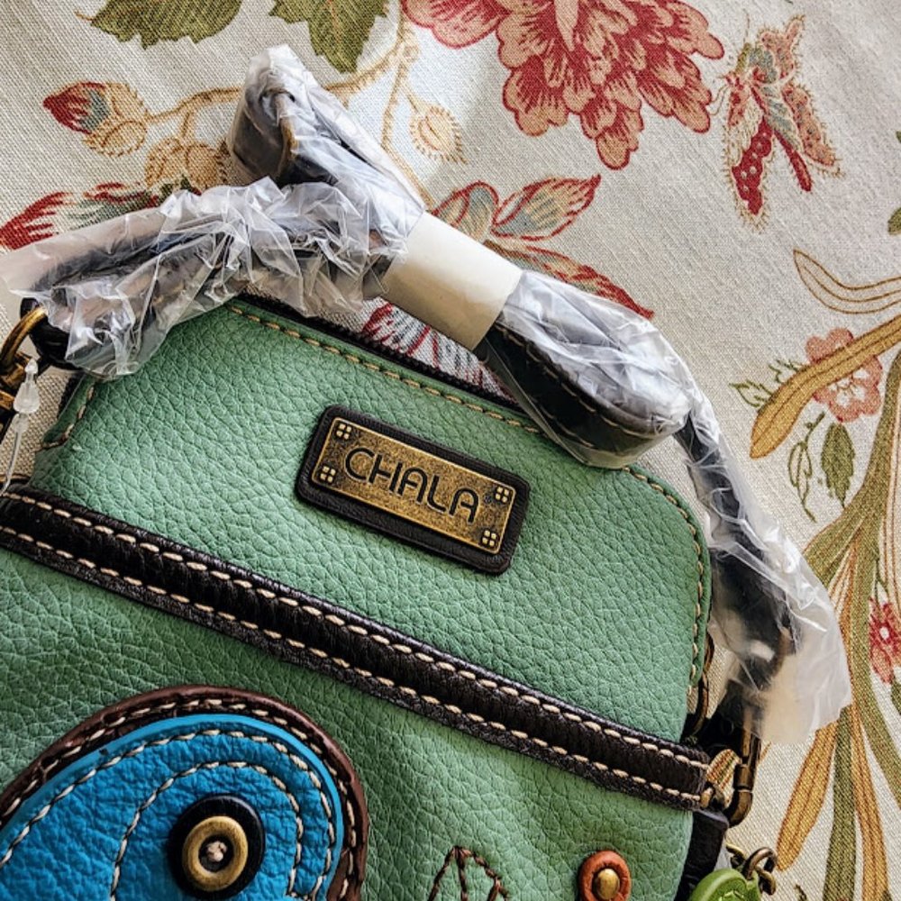 Chala Crossbody/Cell Phone Bag - Picture 8 of 10